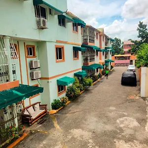 https://apartahotel-dona-reyna.santodomingobesthotels.com